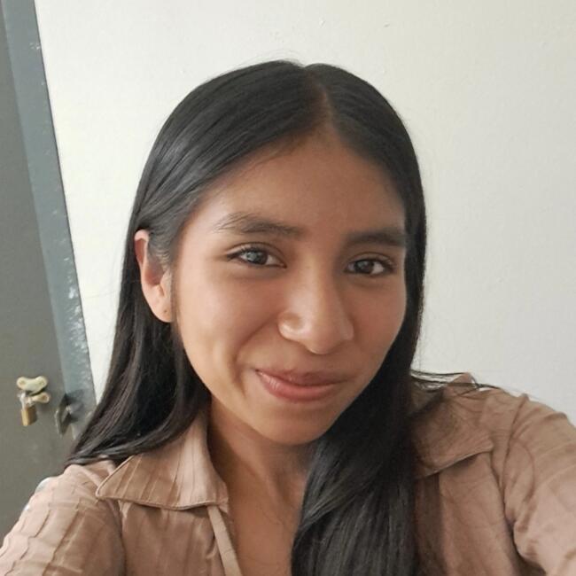 Babysitter in José Leonardo Ortiz: Kristel