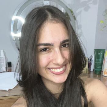 Babysitter in Salvador: Alicia Emanuelle