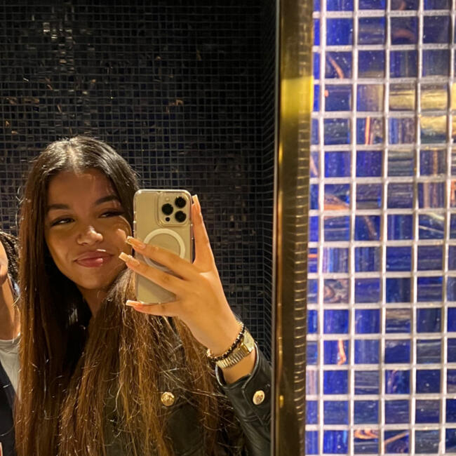 Babysitter in London: Assma