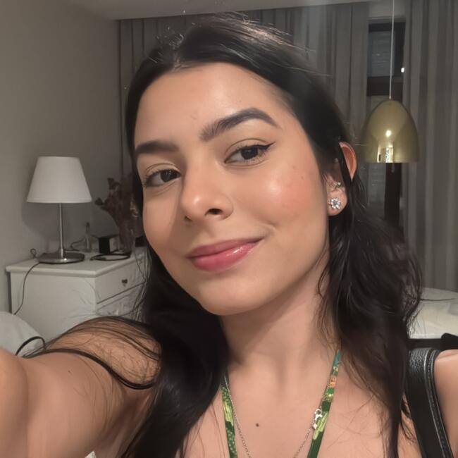 Babysitter in Porto: Lara