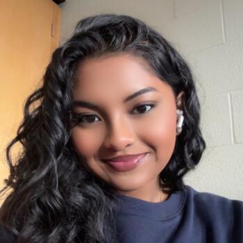 Babysitter Ajax: Harini