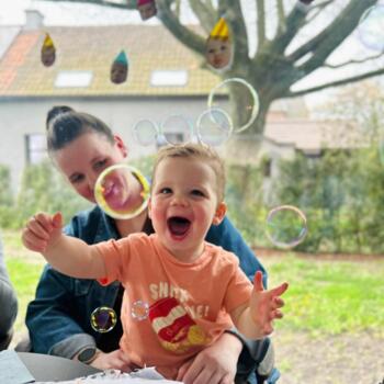 Babysitting job in Brakel: babysitting job Joke