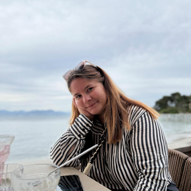 Babysitter in Geneva: Clémence