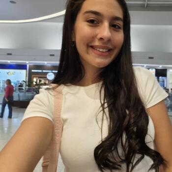 Babá em Vila Velha: Hadassa
