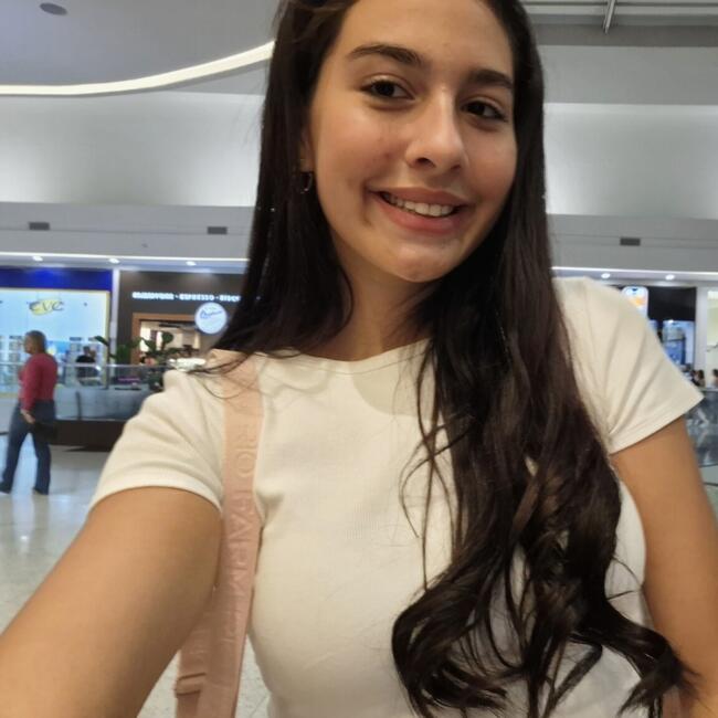 Babá em Vila Velha: Hadassa
