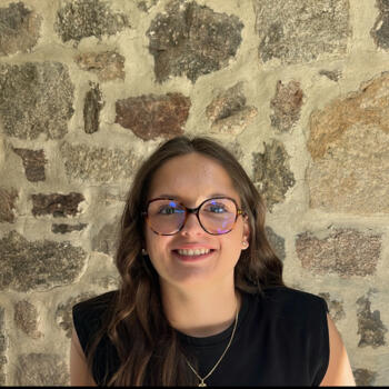 Baby-sitter Saint-Just-Malmont: Agathe