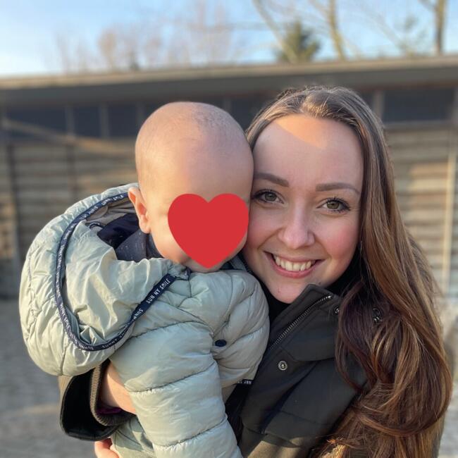 Babysitter in Best: Margo