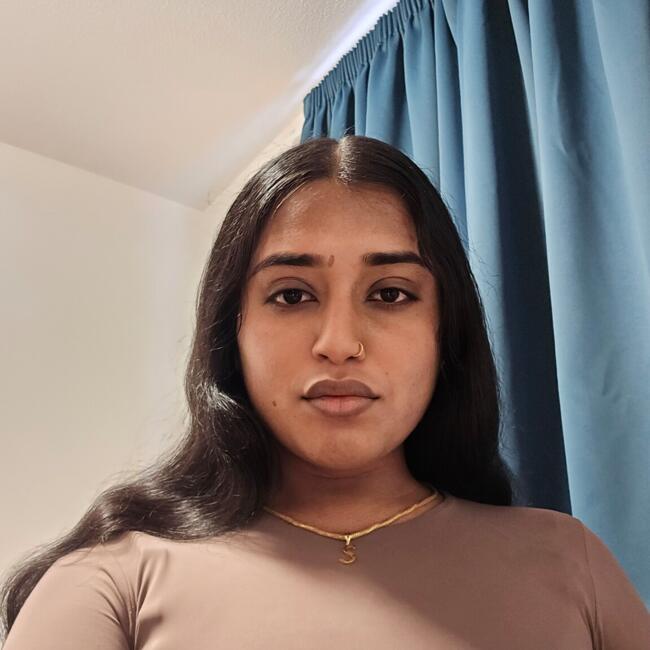 Babysitter in London: Simona