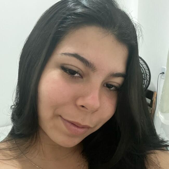 Babysitter in Cachoeiro de Itapemirim: Aira