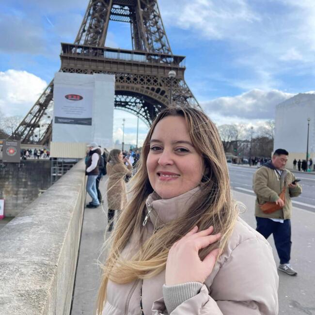 Babysitter in Noisy-le-Grand: Manel