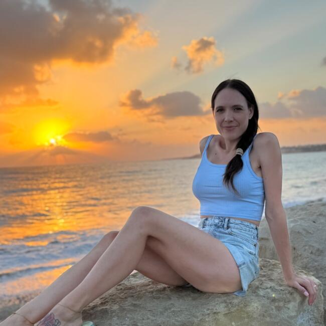 Pégeia bölgesinde bebek bakıcısı: Lisa