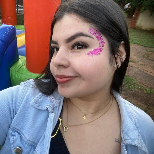 Babysitter in Luque: Camila