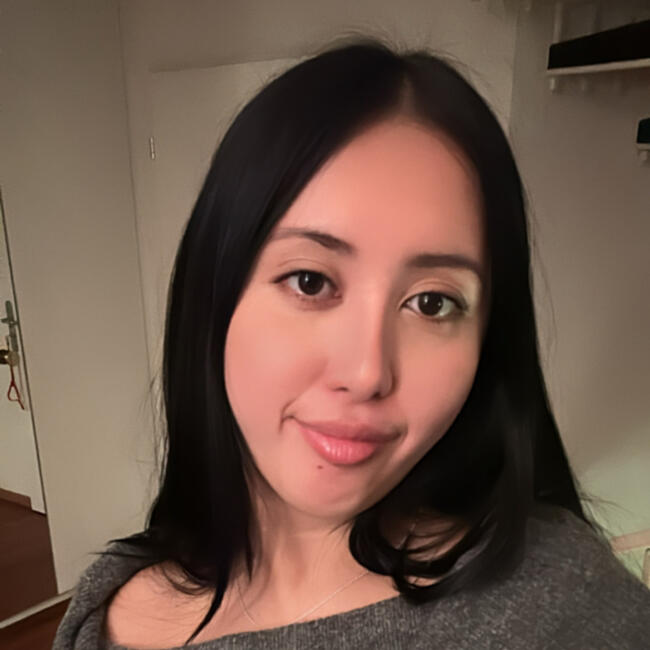 Baby-sitter in Pfäffikon: Yasmine