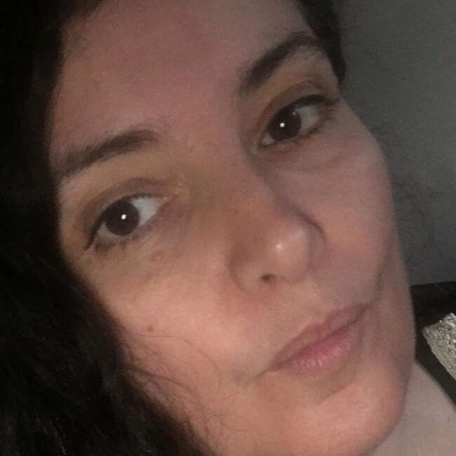 Nanny in La Rochelle: Bahia