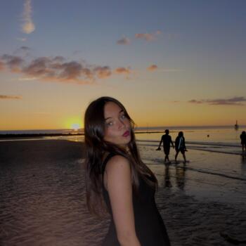 Babysitter in Saint-Étienne-du-Vauvray: Maëlyne