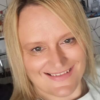 Babysitter in Leeds: Kelly