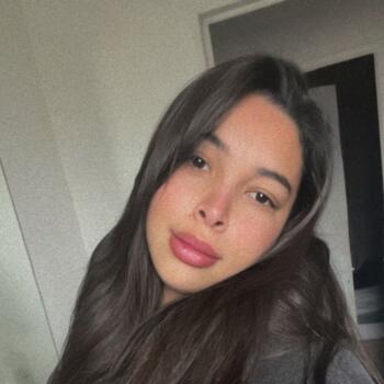 Baby-sitter Aucamville: Farah