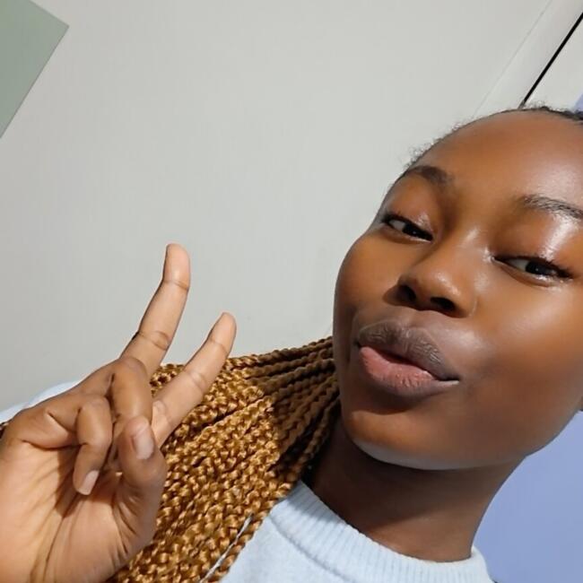 Babysitter in Garches: Sophie