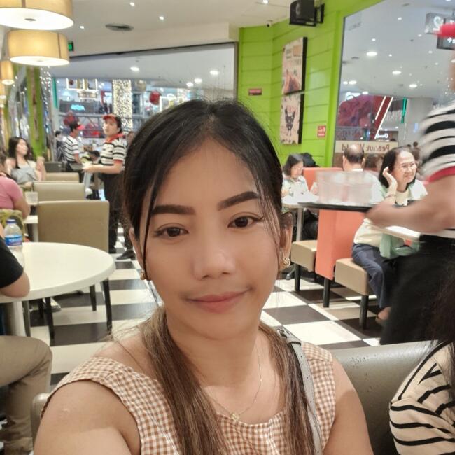 Nanny in City of Taguig: Rhona
