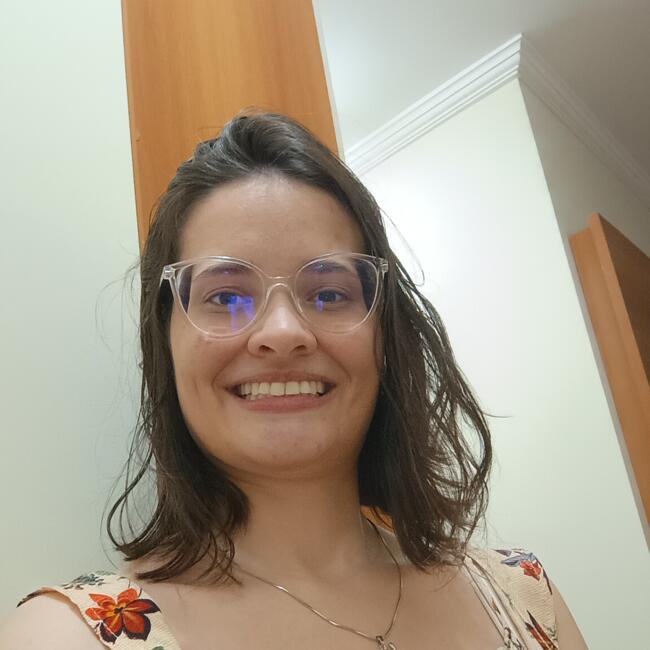 Babysitter in Campinas: Verônica