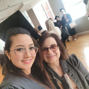 Job de garde d'enfants à Montréal: job de garde d'enfants Amani