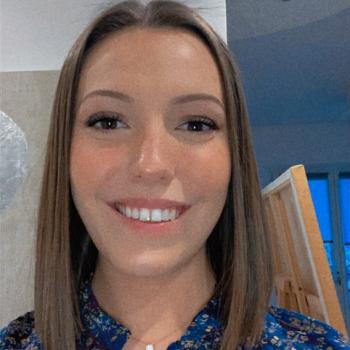 Baby-sitter in Fréjus: Romane