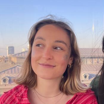 Babysitter in Ixelles-Elsene: Ambre