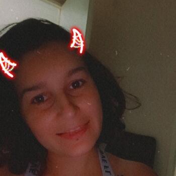 Babysitter in Cognac: Stefani