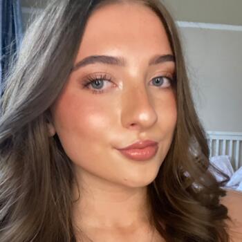 Babysitter in Airdrie: Eryn