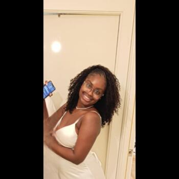 Babysitter in Carrières-sous-Poissy: Luciemille