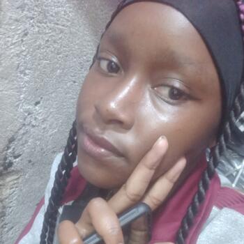 Babysitter in Nairobi: Betty