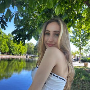 Babysitter in Lille: Lili-Rose