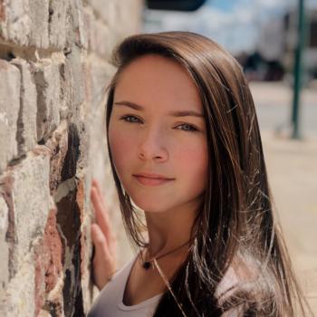 Babysitter in Wilson: Madison Honeycutt