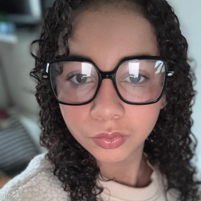 Babysitter in Troyes: Maëlla