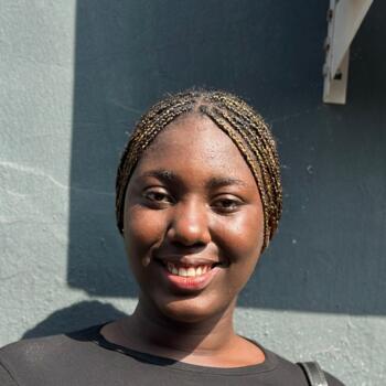Babysitter Lagos: Joy