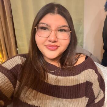 Babysitter Houston: Shelsy