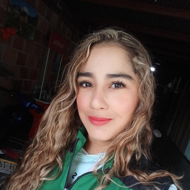 Canguro en Alicante: Yeimy yiseth