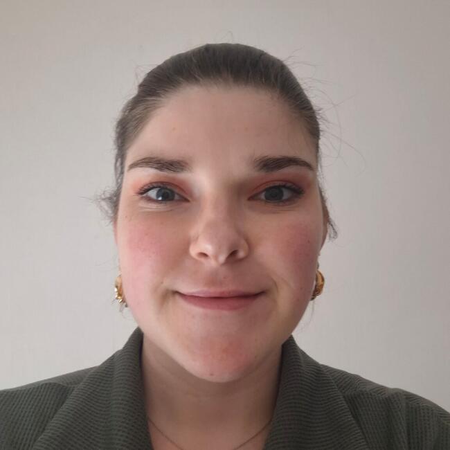 Babysitter in Nantes: Bertille