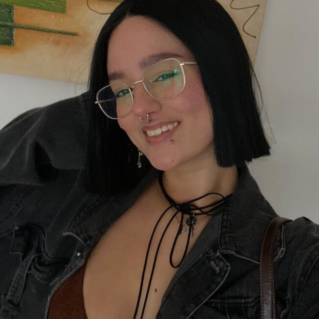 Babá em Joinville: Isabelly