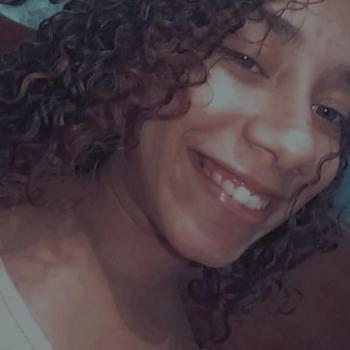 Babysitter Piracicaba: Estefany Santos