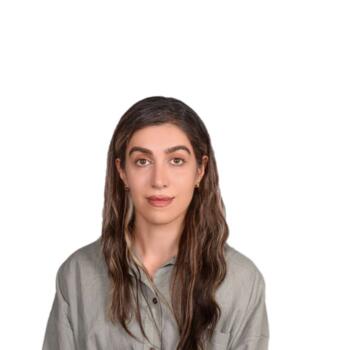 Babysitter a Napoli: Mina