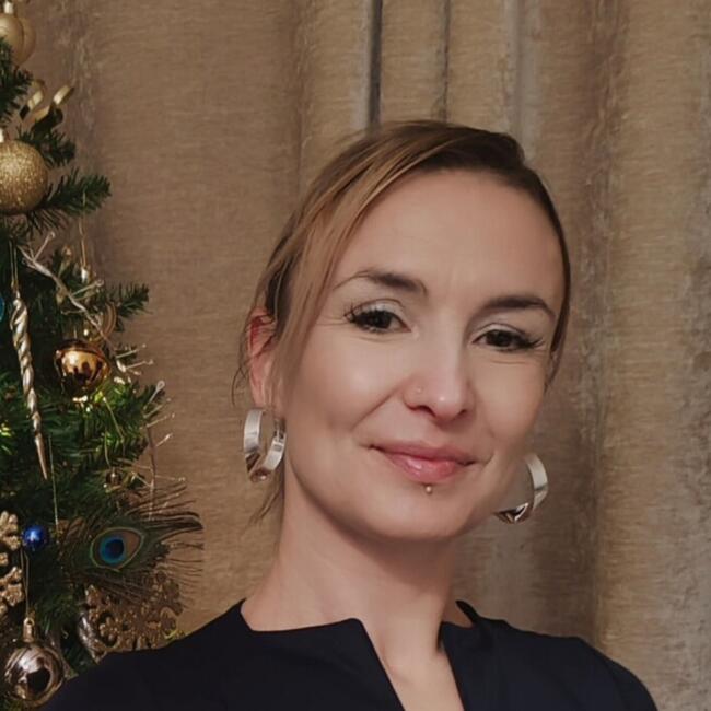 Babysitter in Northolt: Emanuela