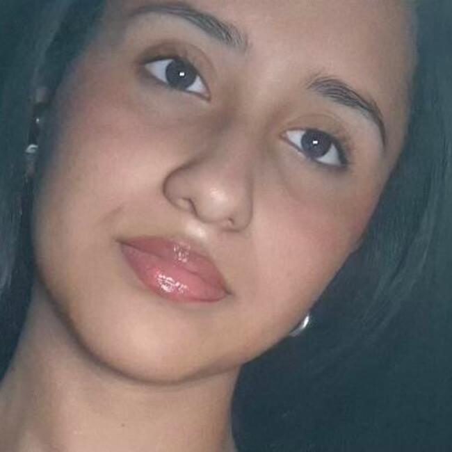 Babysitter in Panama City: Ana