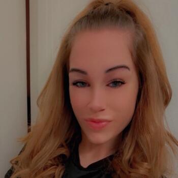 Babysitter in Gothenburg: Emelie