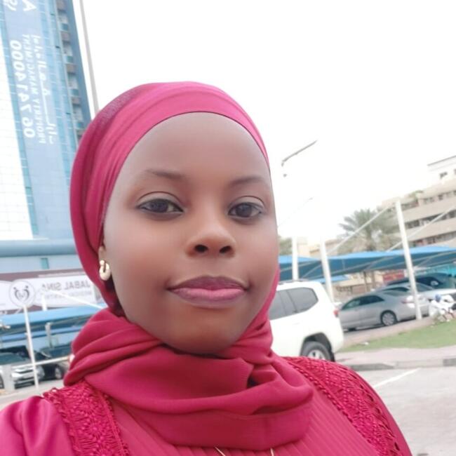 مربية أطفال في عجمان: Rashidah