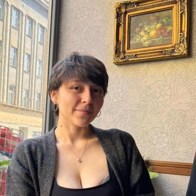 Babysitter in Prague: Isabella Mateus