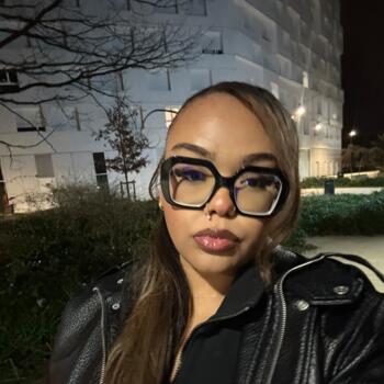 Babysitter in Champs-sur-Marne: Soraya