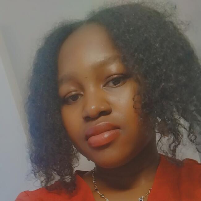 Babysitter in Bordeaux: Nadège