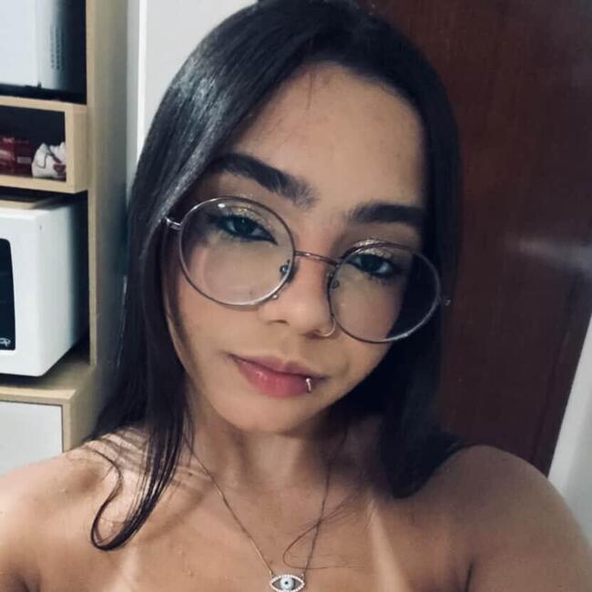 Babá em Palhoça: Nicole