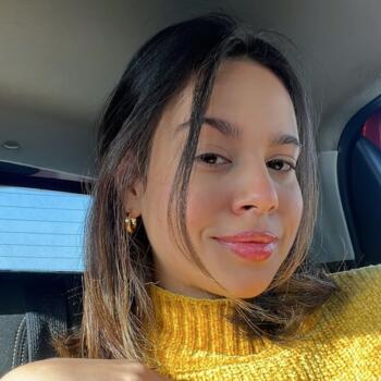 Babysitter em Fânzeres: Yasmin